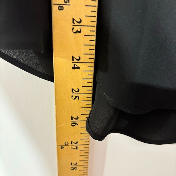 White House Black Market Women's Black Kimono EC Laser Cut Floral Large - Picture 10 of 12